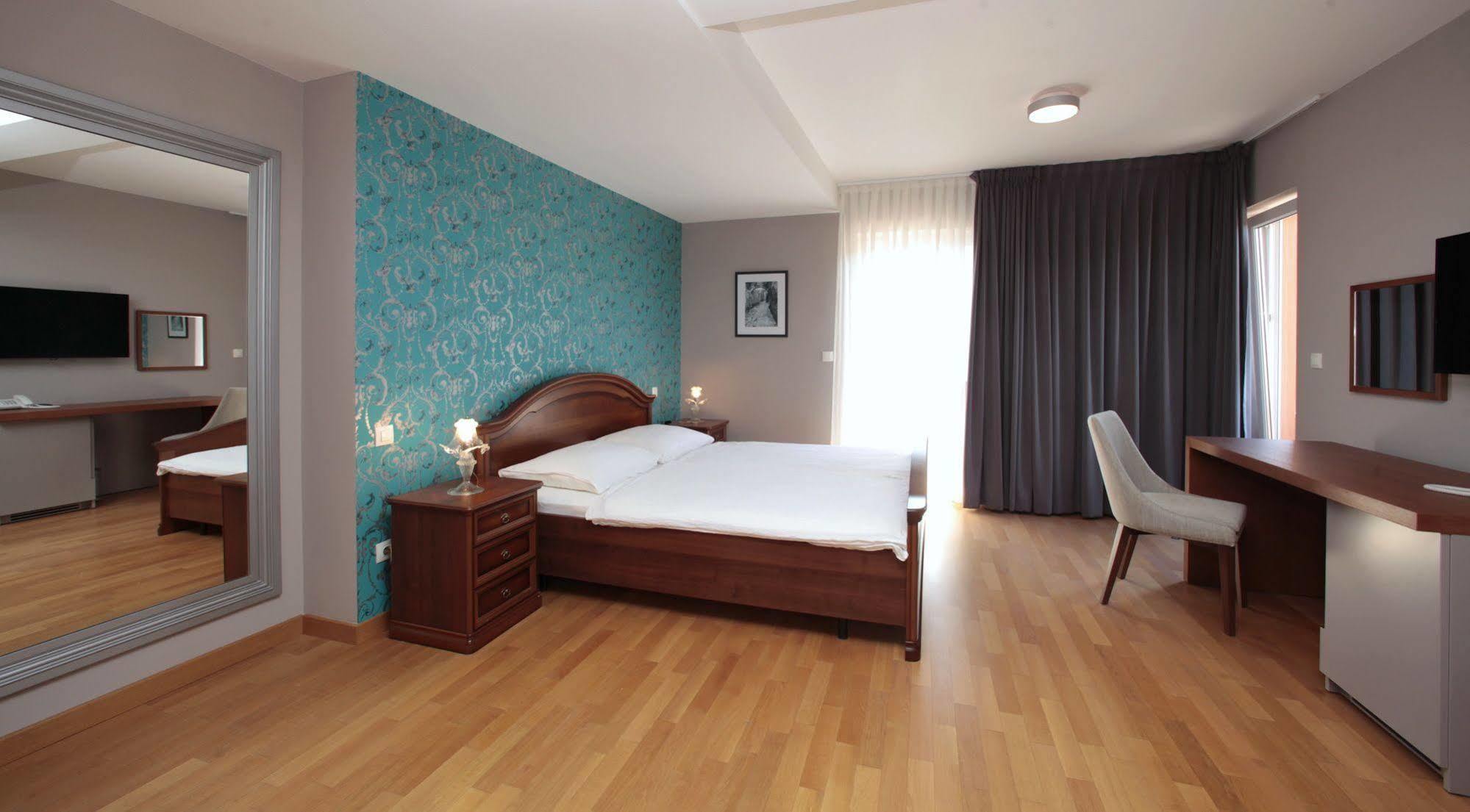 Hotel Minerva Medulin Luaran gambar