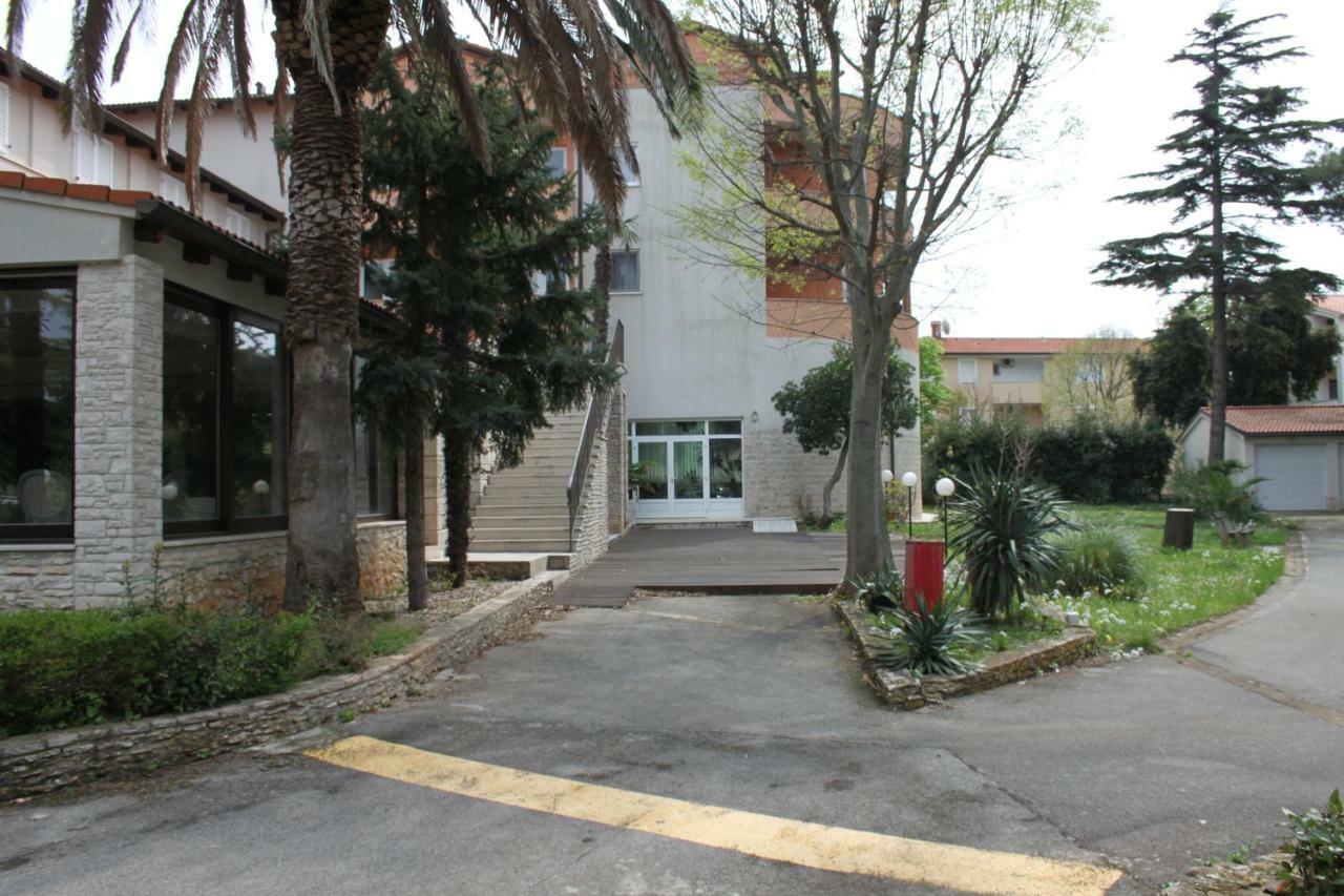 Hotel Minerva Medulin Luaran gambar