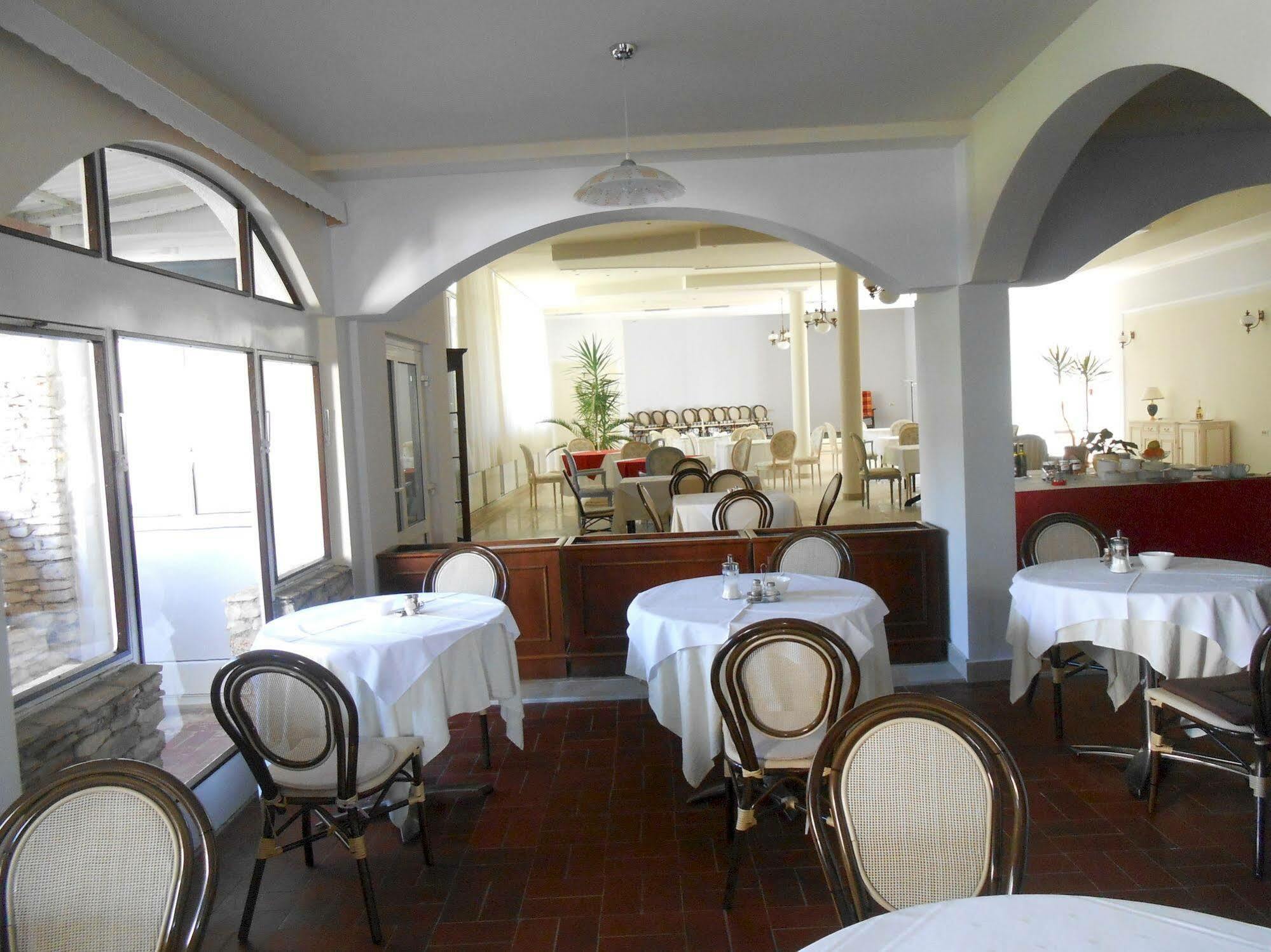 Hotel Minerva Medulin Luaran gambar